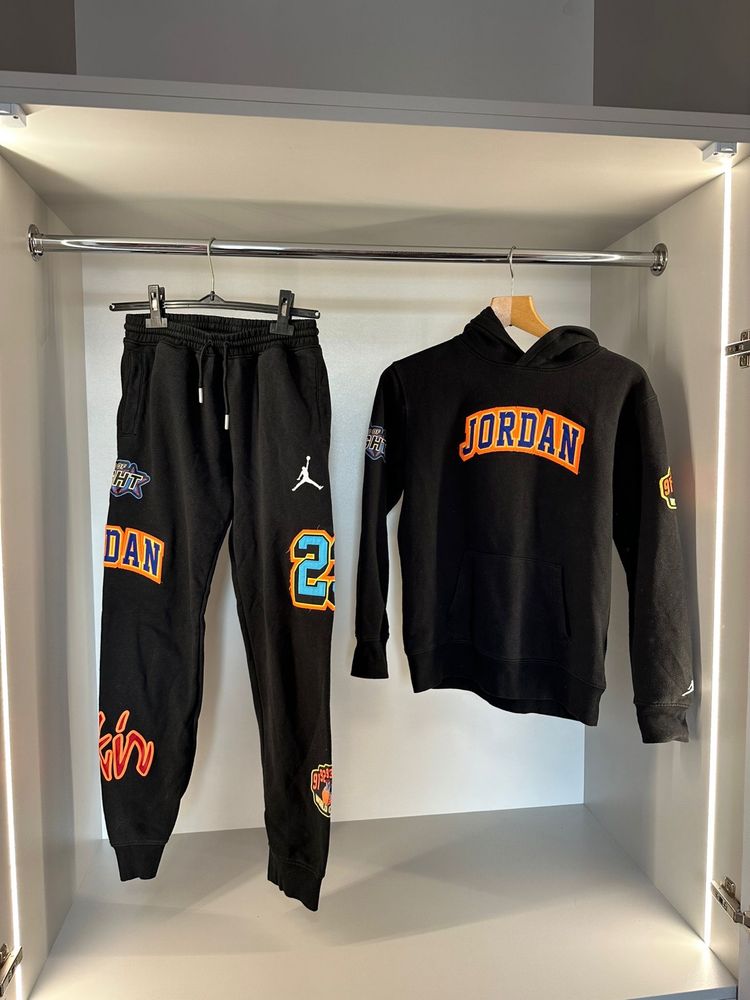Dres chłopiecy JORDAN NIKE 152 Czarny