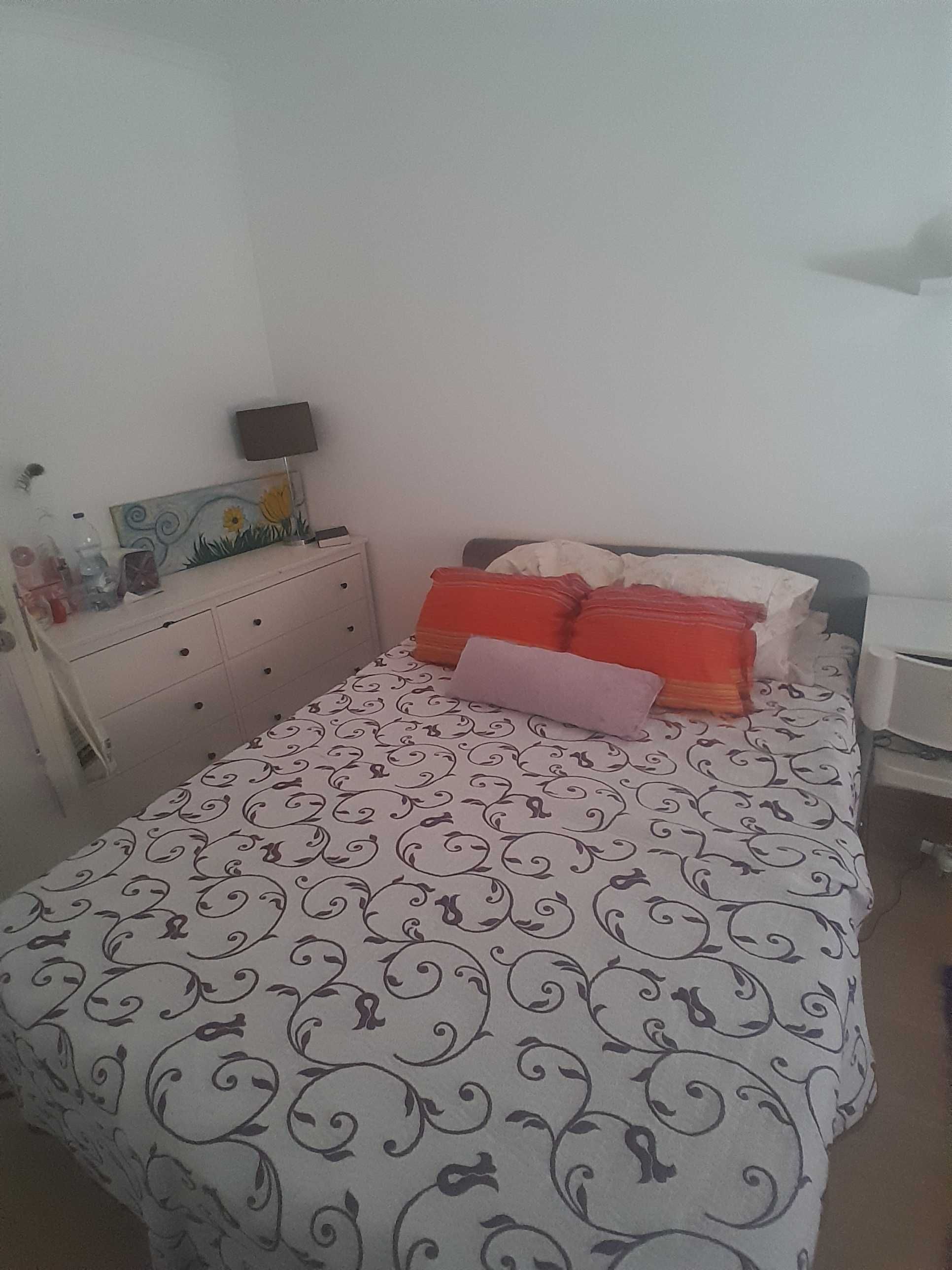 Quarto para arrendar