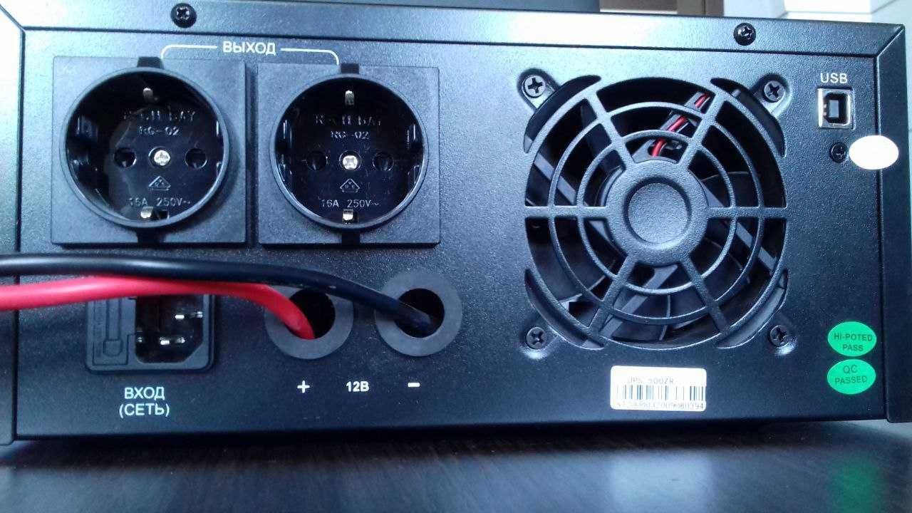 ИБП Luxeon UPS-500ZR + аккумулятор Luxeon 100 А.ч.
