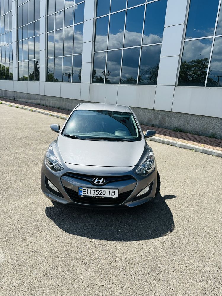 Hyundai i30 1.6 дизель