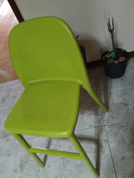 Cadeira IKEA criança