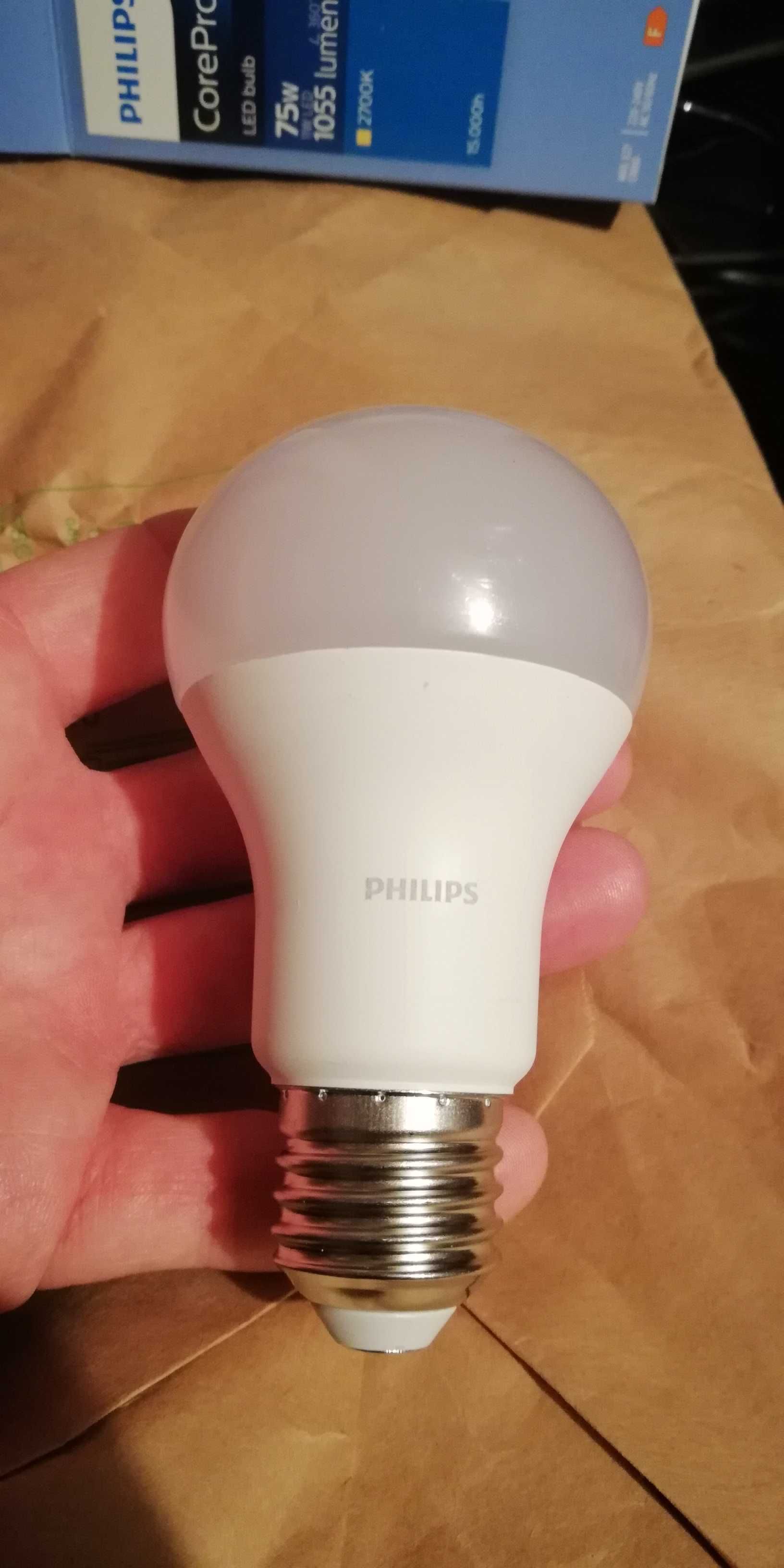 Żarówki  Led philips CorePro 11W