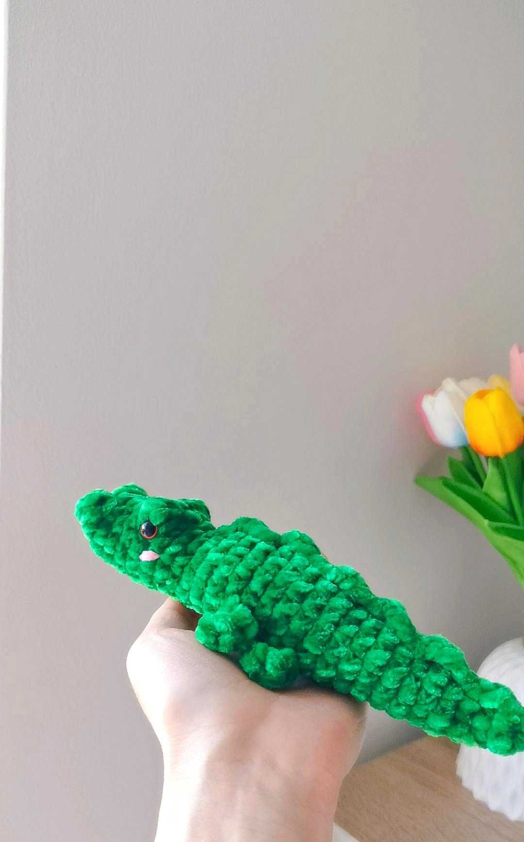 Krokodyl, aligator na szydełku, maskotka przytulanka handmade