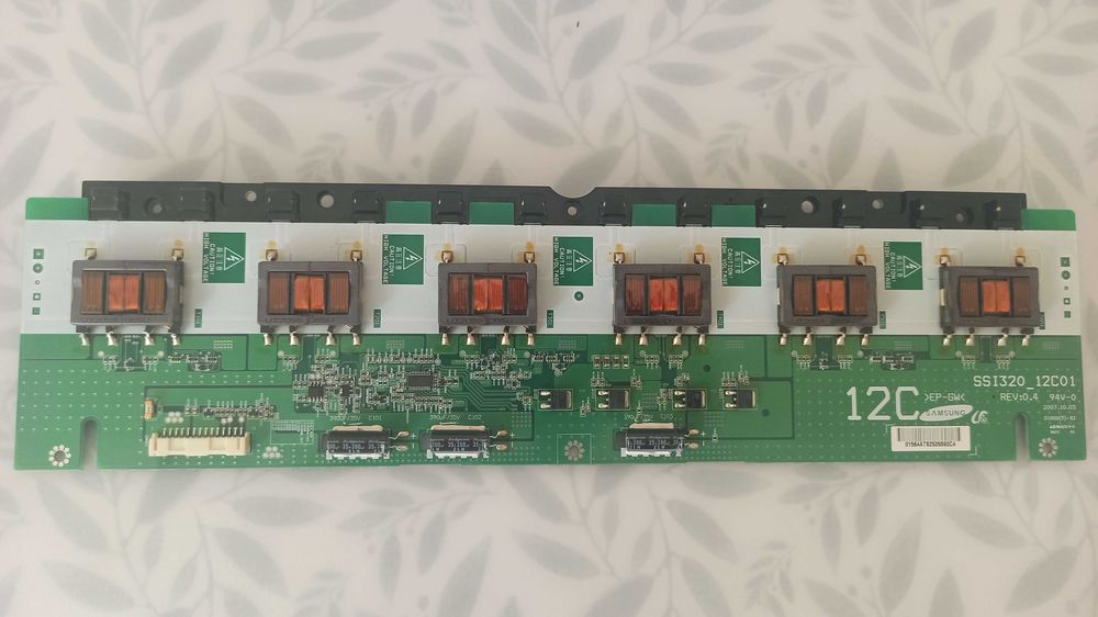 Sprzedam inwerter telewizyjny SONY KDL-32L4000