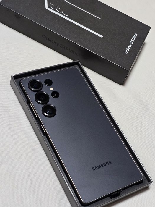 Samsung Galaxy S25 Ultra 256GB - NOVO