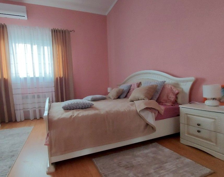 Дахнівка. Будинок з Меблями та Побутовою Технікою біля Дніпра