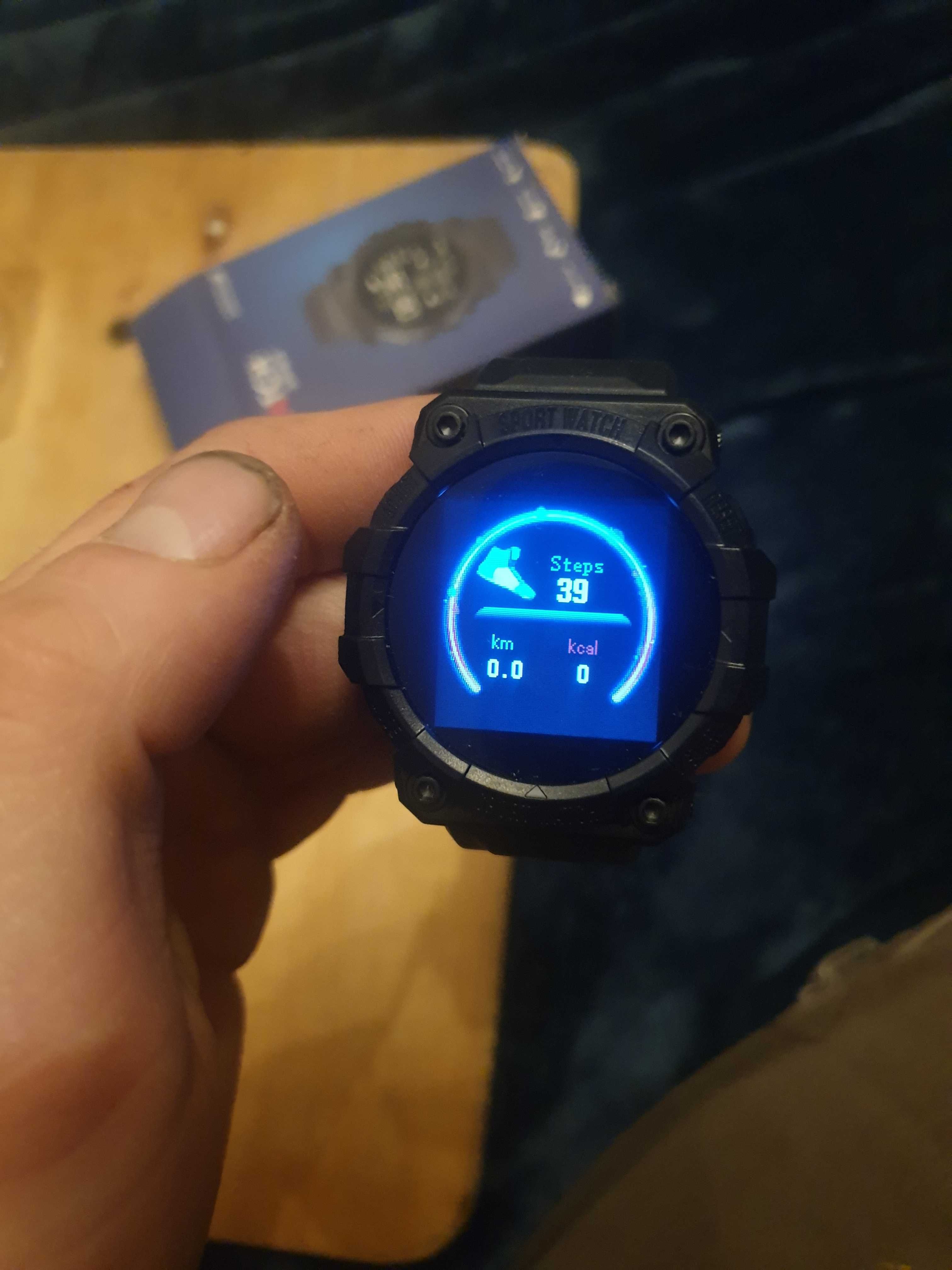 smartband Tanio Nowiuśki