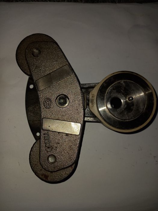 Натяжник ремня 2.0 HDI Hybrid C C4 II, C5 III
Peugeot 508, 3008, 5008