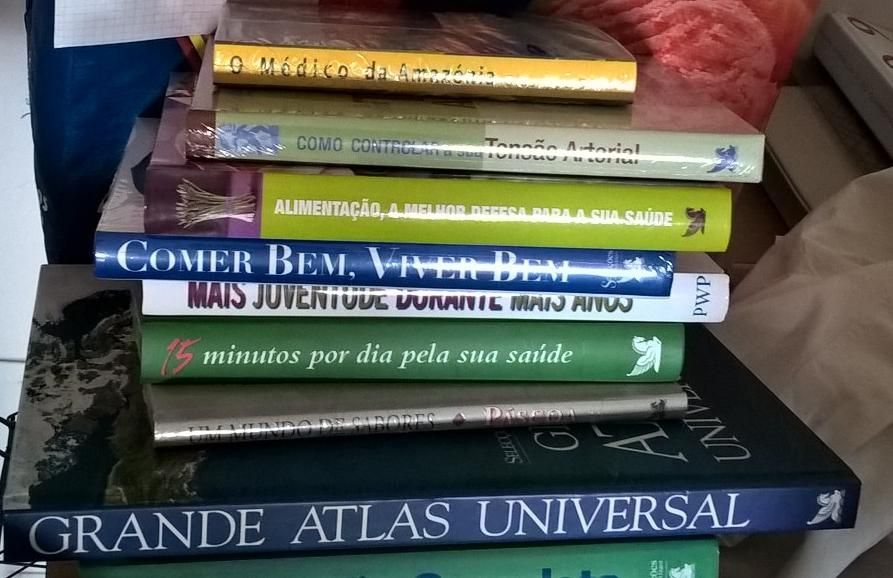 Livros e Enciclopédias