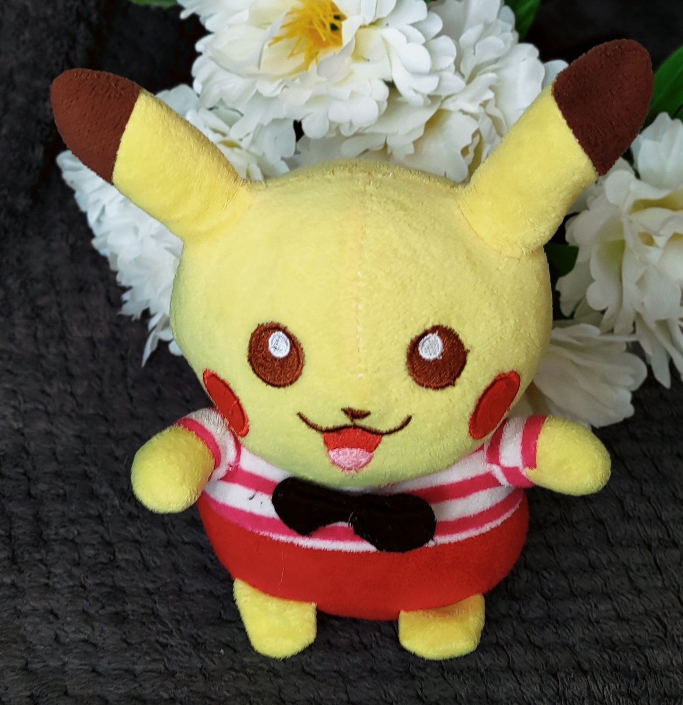 Pokemon Pikachu pluszowa zabawka.