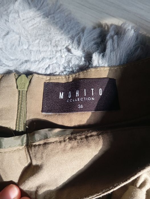 Spódniczka Mohito rozmiar S kolor khaki zielony