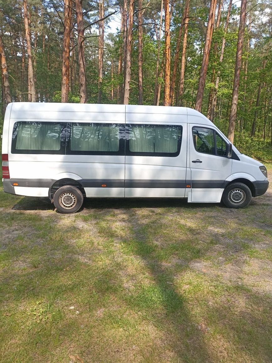 Мерседес спрінтер 906 2,2cdi 2008р пасажир 9 місць