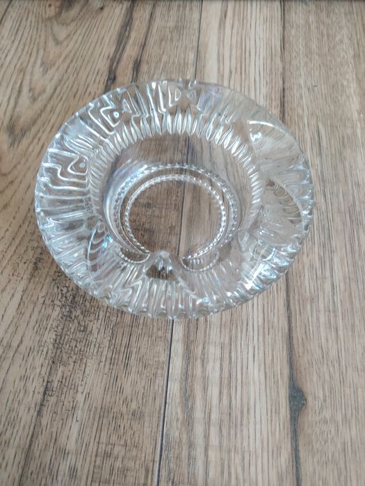 Szklana popielniczka PRL