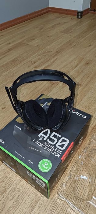 Słuchawki ASTRO A50 + Base Station dla Xbox One/PC