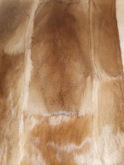 Colcha/tapete em pêlo natural