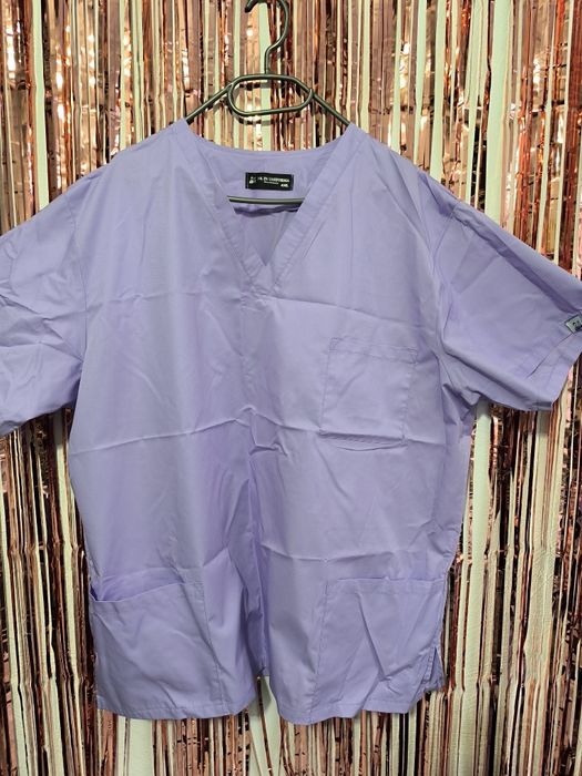 Mundurek medyczny, bluza ze spodniami. Nowy.Plus size