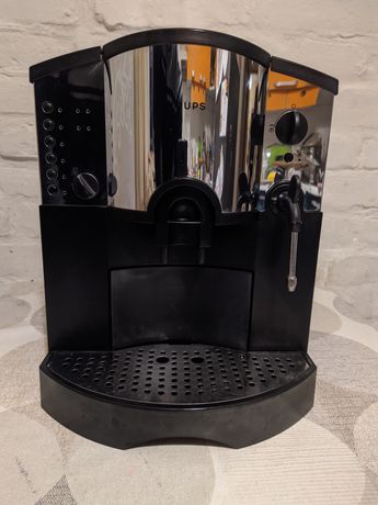 Автоматична кавоварка Krups, у відмінному стані