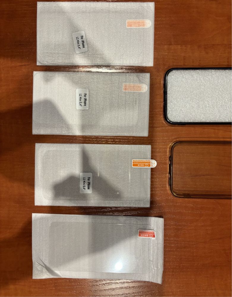 Iphone 12 mini szklo 4 szt+ 2 etui