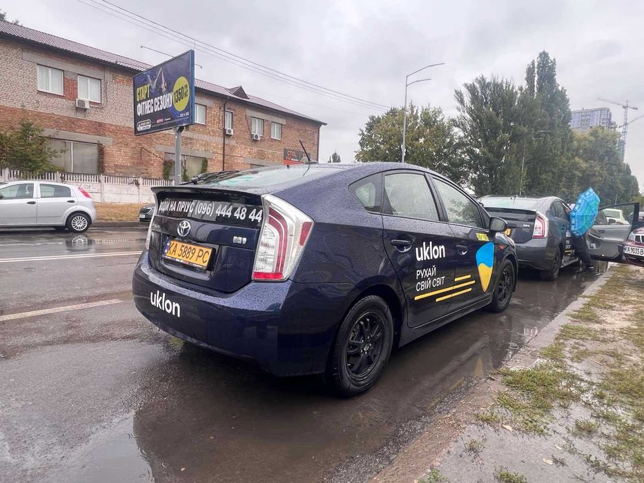 Водій на авто компанії. Робота в таксі. Виплати ЗП щодня