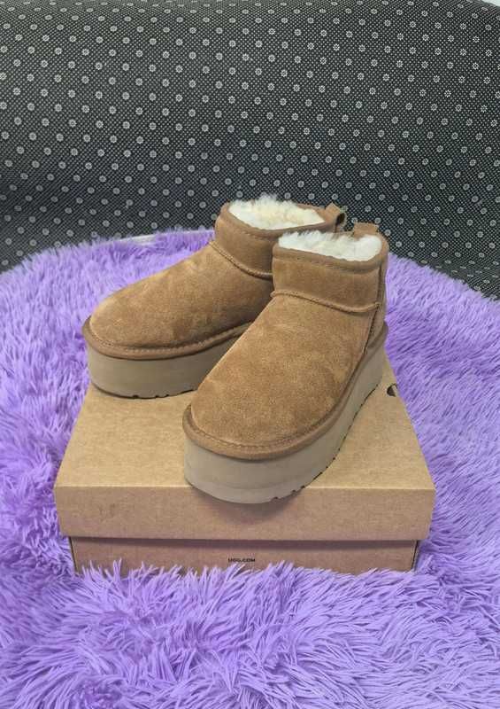 UGG Classic Ultra Mini Platform Boot
Chestnut (Women's) EU 40