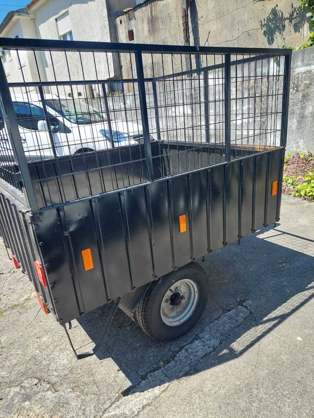 Atrelado de carga