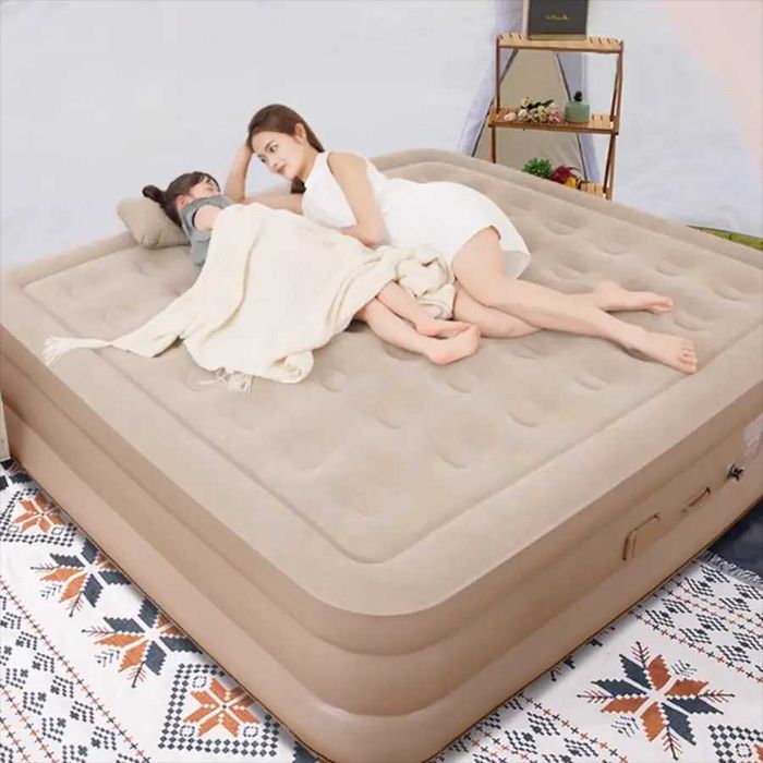 Надувная двуспальная кровать/Ліжко. Матрас/Ламзак для туризма. Насоc