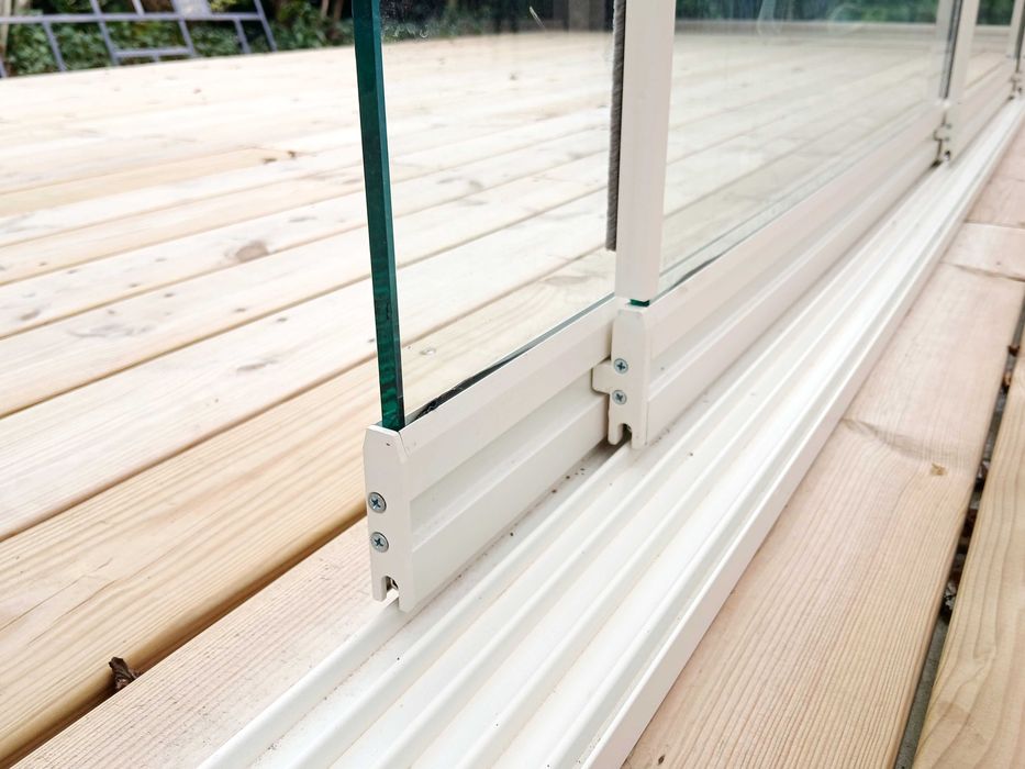 System drzwi przesuwnych ze szkła zabudowa szklana werandy tarasu