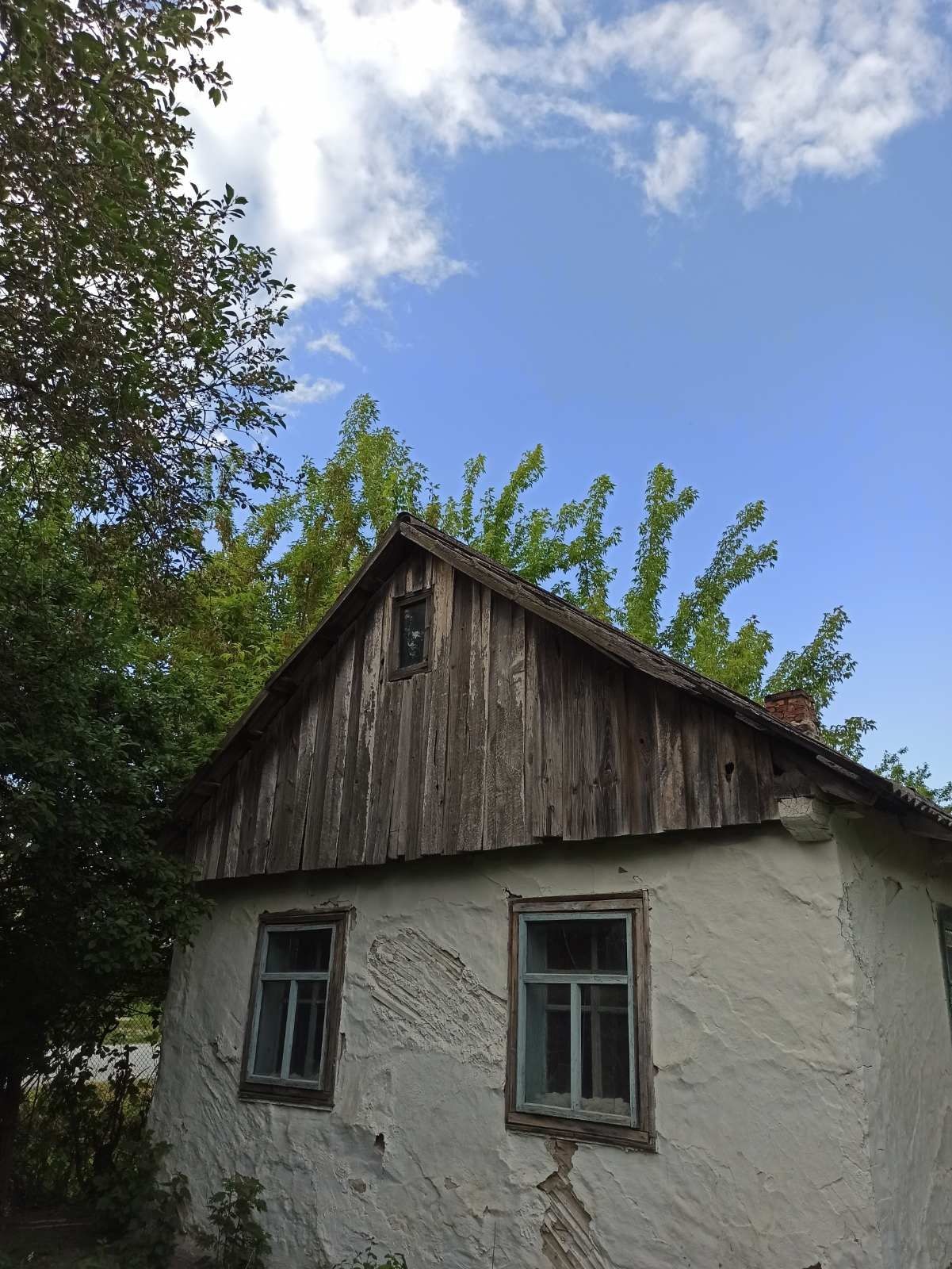 Продам хату в Дубрівці з землею приватизованою