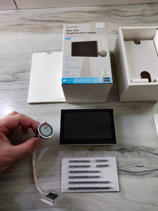 Відео глазок ezviz cp2