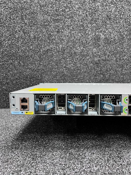 Гігабітний Full PoE комутатор Cisco WS-C3850-48F-S - Юнісфера