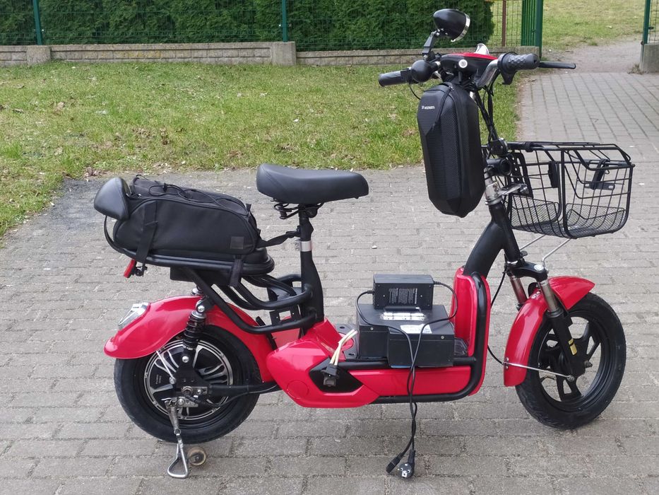 Hulajnoga elektryczna - podłoga do DREAM 2