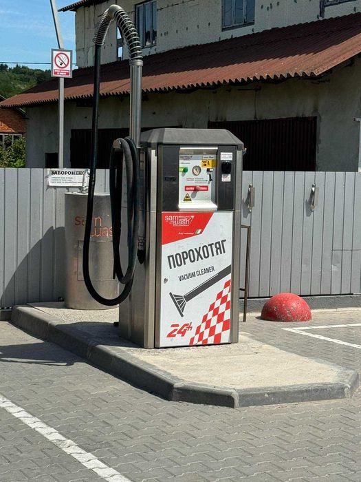 Автомийка Самообслуговування в центрі міста біля ОККО