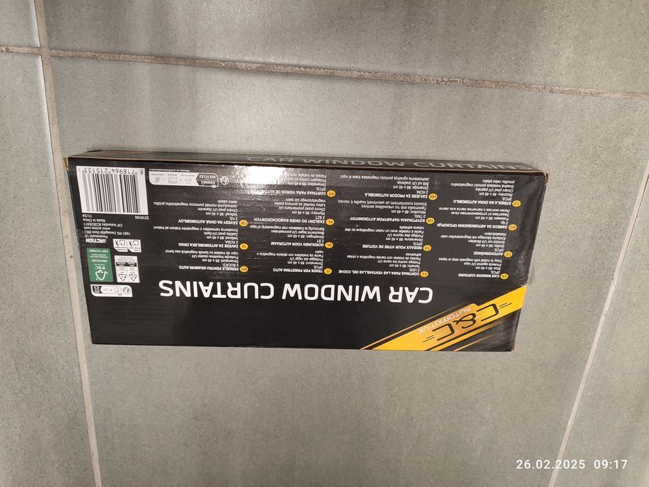 Nowe czarne zasłony samochodowe na okno