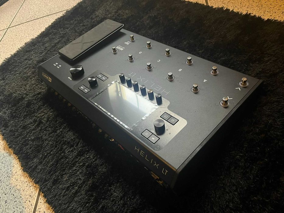 Line 6 Helix LT Impecável 1º Dono