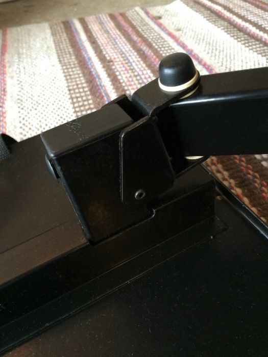 Suporte parede Vogel's para TVs CRT