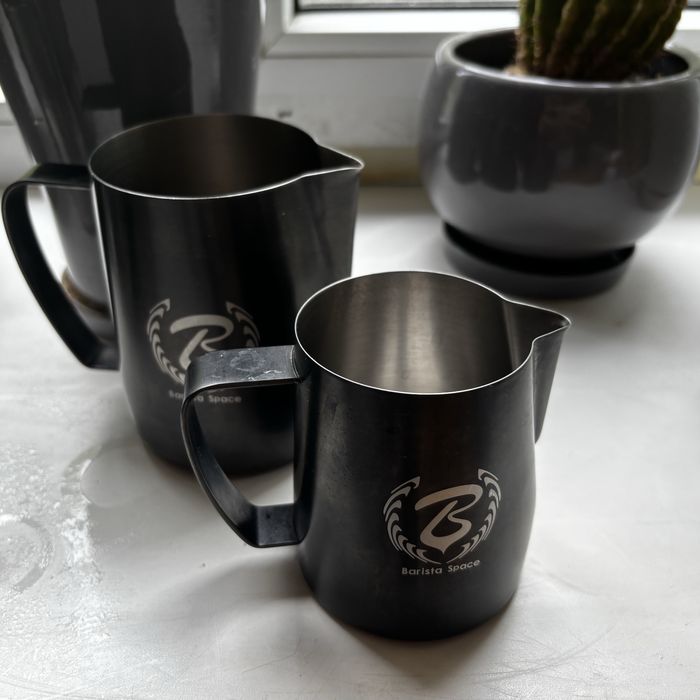 Пітчери для кавярні молочники