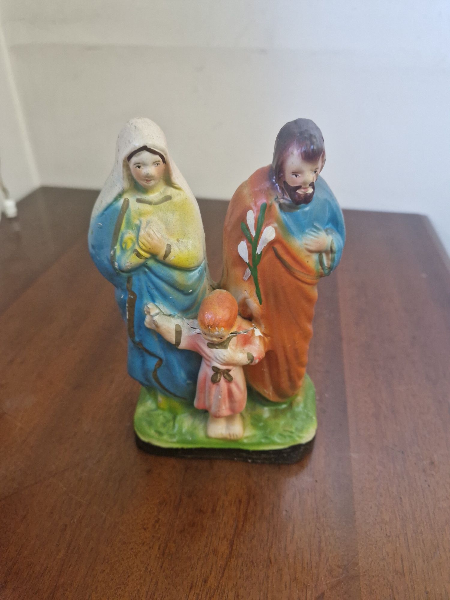 Estatuetas religiosas