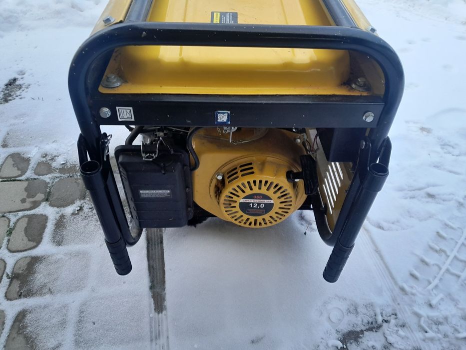 Agregat prądotwórczy 7.2/ 3.8 kW OKAZJA 230/ 400V