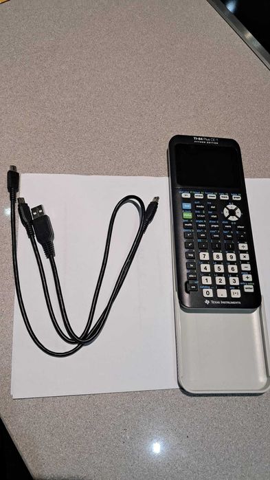 Calculadora Texas Instruments TI-84 Plus CE-T Python Edition