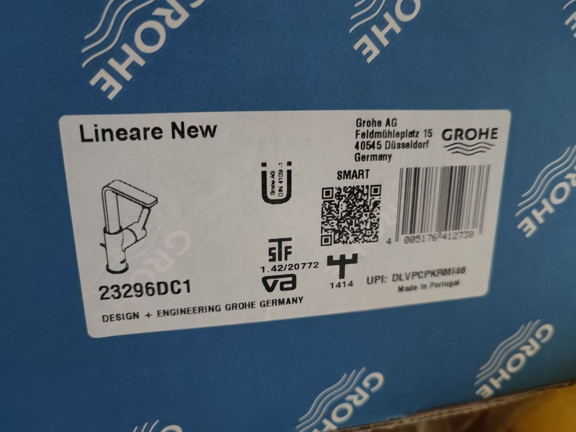 Kran Grohe lineare 23296DC1