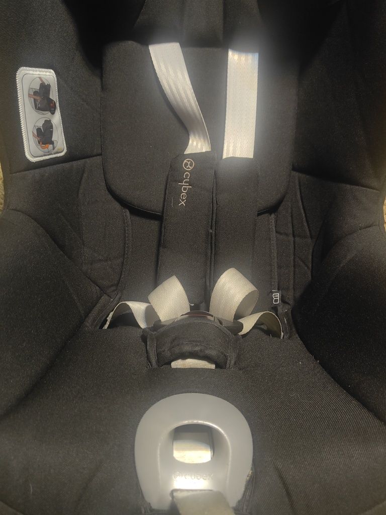 Cadeira cybex sirona Zi-size + base isofix