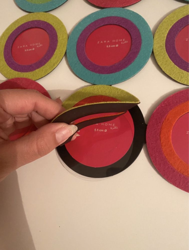 Moldura Magnética Colorida da Zara Home