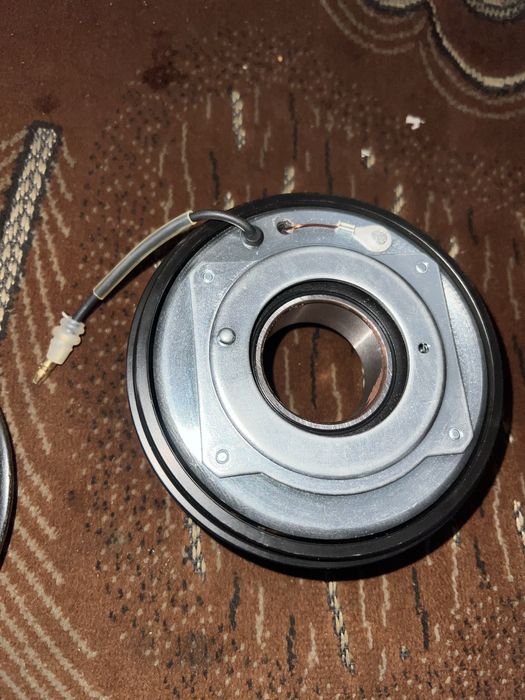 380068 NRF електромагнітне сцеплення компресора (шків)