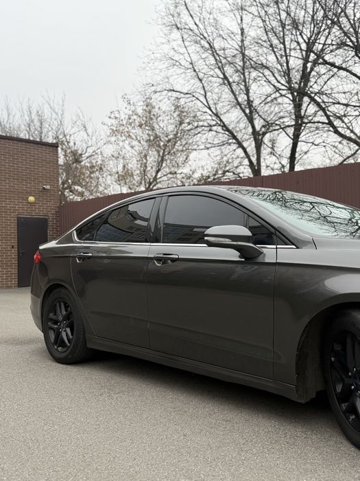 Ford Fusion 2.5 Газ/Бенз