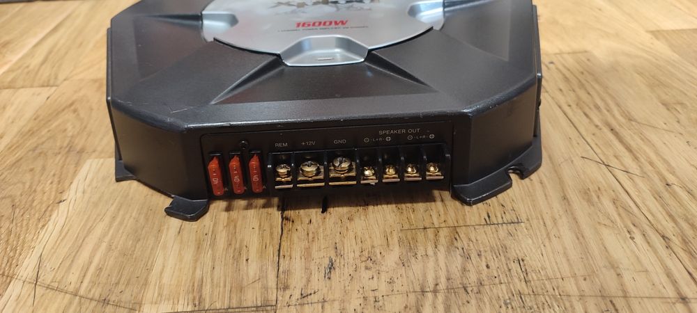 Wzmacniacz Sony Xplod XM-D1000P5 Japan oldschool hi end 900w rms 2ohm