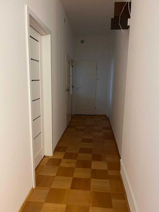 Wolny pokój 690zł - tylko kobieta, pracująca, ucząca się -Leśna Dolina