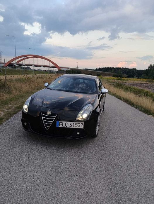 Alfa Romeo GIULIETTA 1.4T Multiair 170km benzyna 2011r 18 NAVI