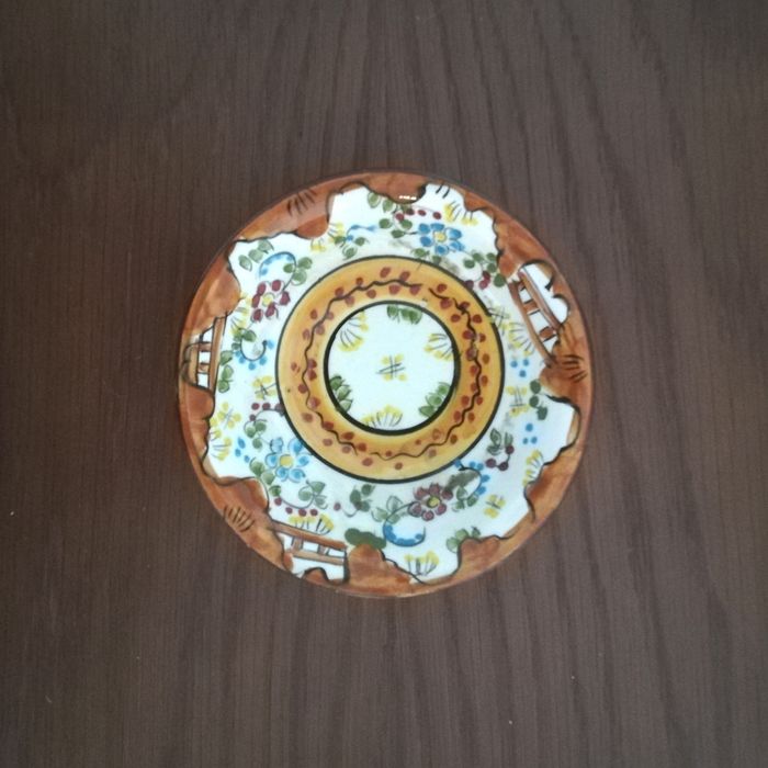 Jarro com prato vintage, pintados à mão