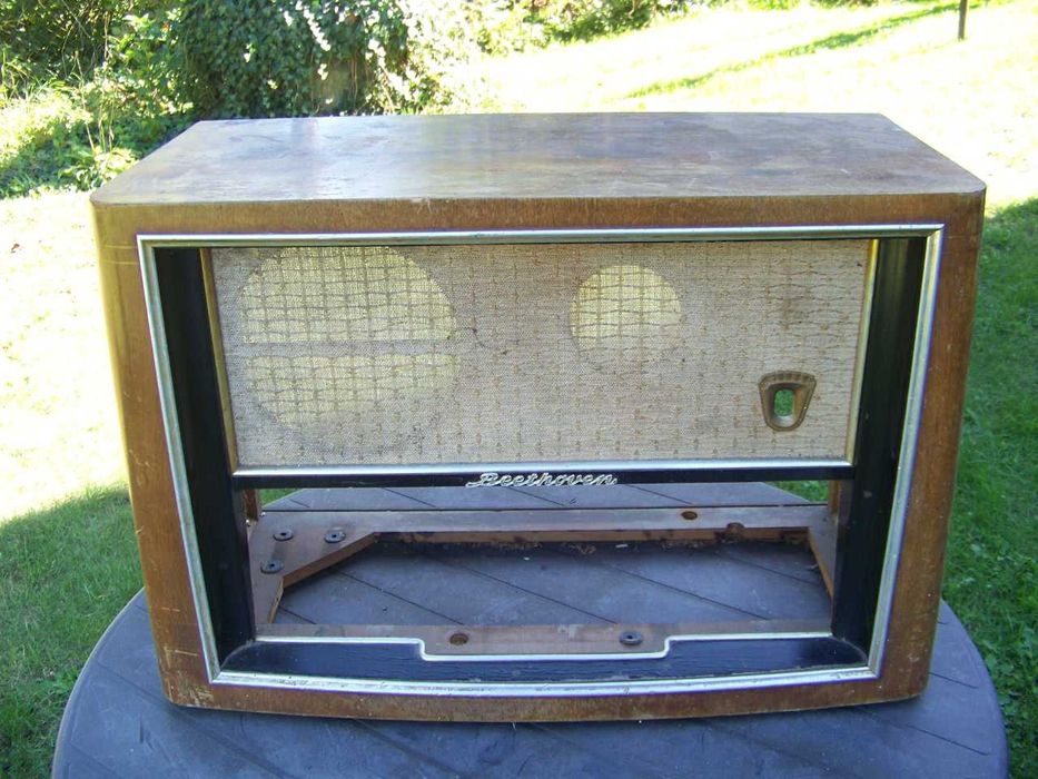 Stare radio lampowe skrzynia obudowa Beethoven.