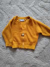 Sweterek pomarańczowy z samochodem 5.10.15 rozmiar 68